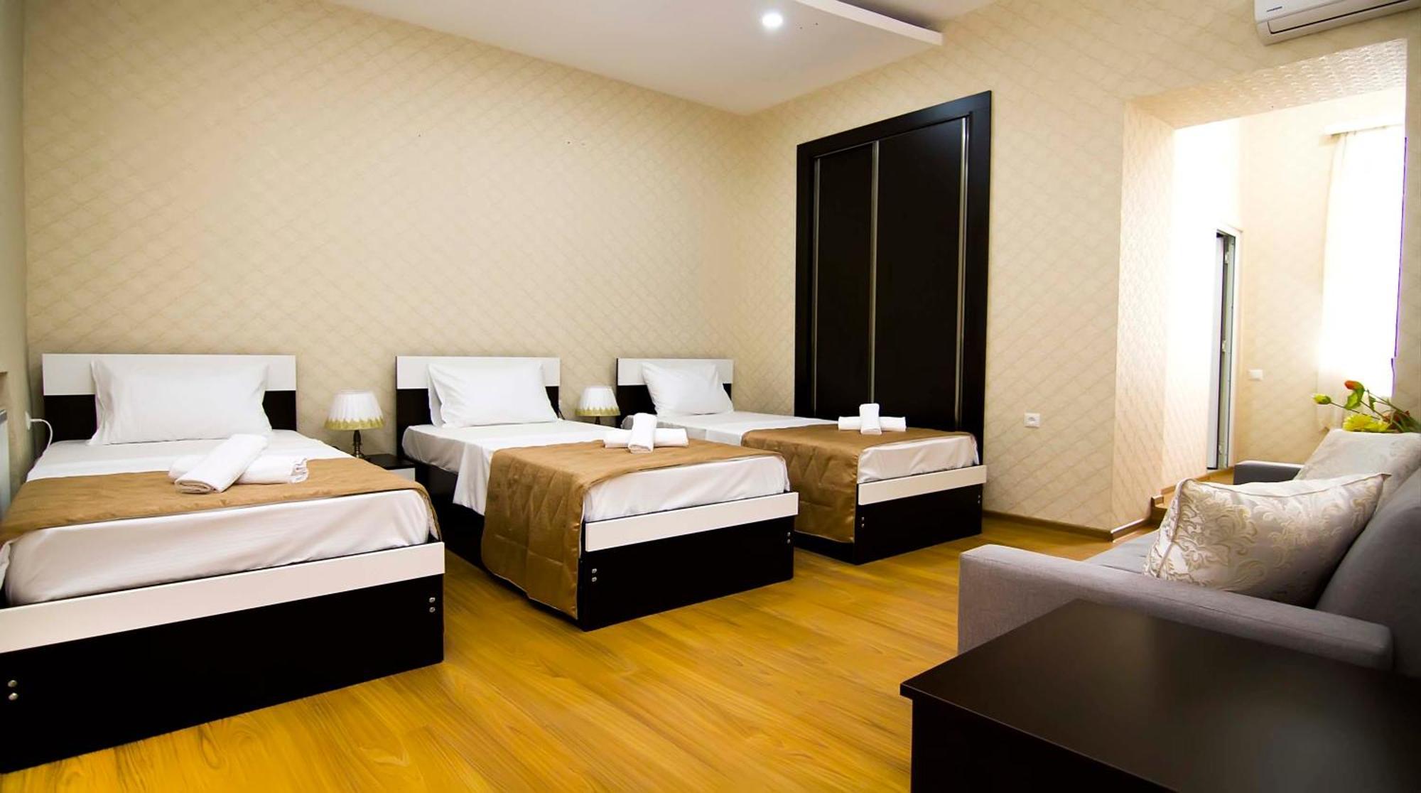 Hotel Care Inn Tbilisi Exterior foto